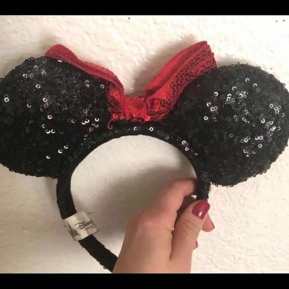 Disney Parks "Minnie Mouse" Black and Red Bow Sequins Ear Headband - Picture 2 of 3